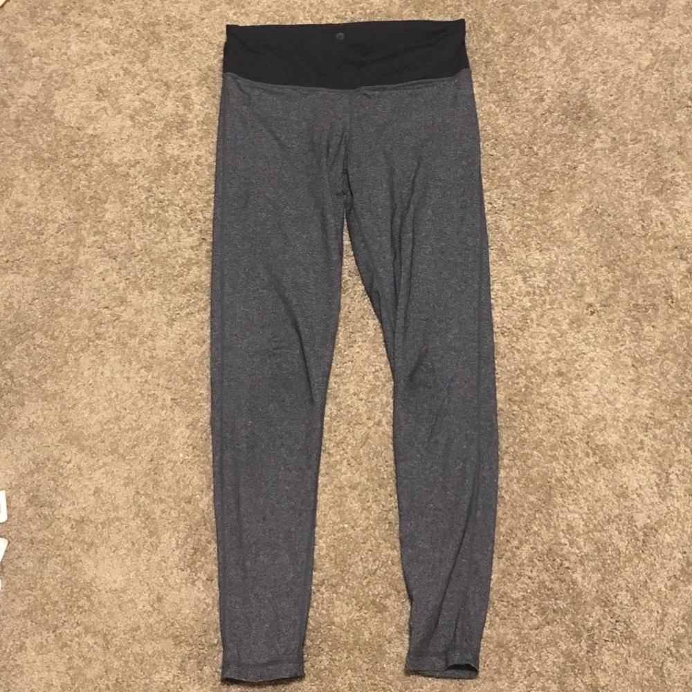 Athletic leggings